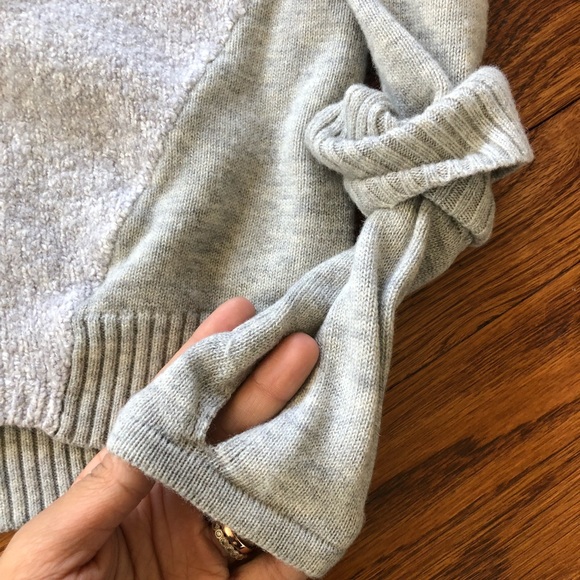 Athleta gray wool blend Crewneck sweater - Picture 3 of 8